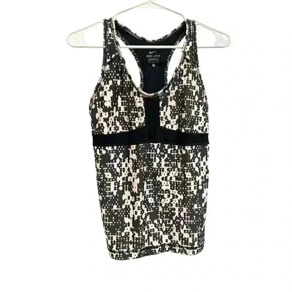 Nike Dri Fit Racerback Tank Top Built in Bra athletic work out  Size M, EUC